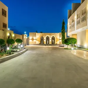 mabaat-homes-luxury-3br-villa-2mins-from-corniche-beach.jeddahhotels.net/